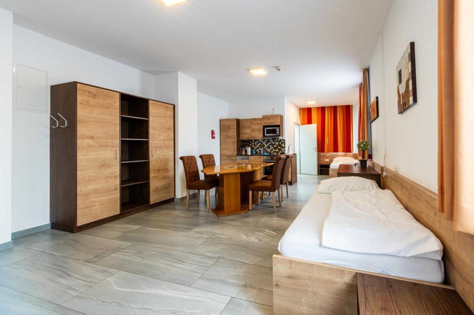 Wels Inn Hotel Buitenkant foto