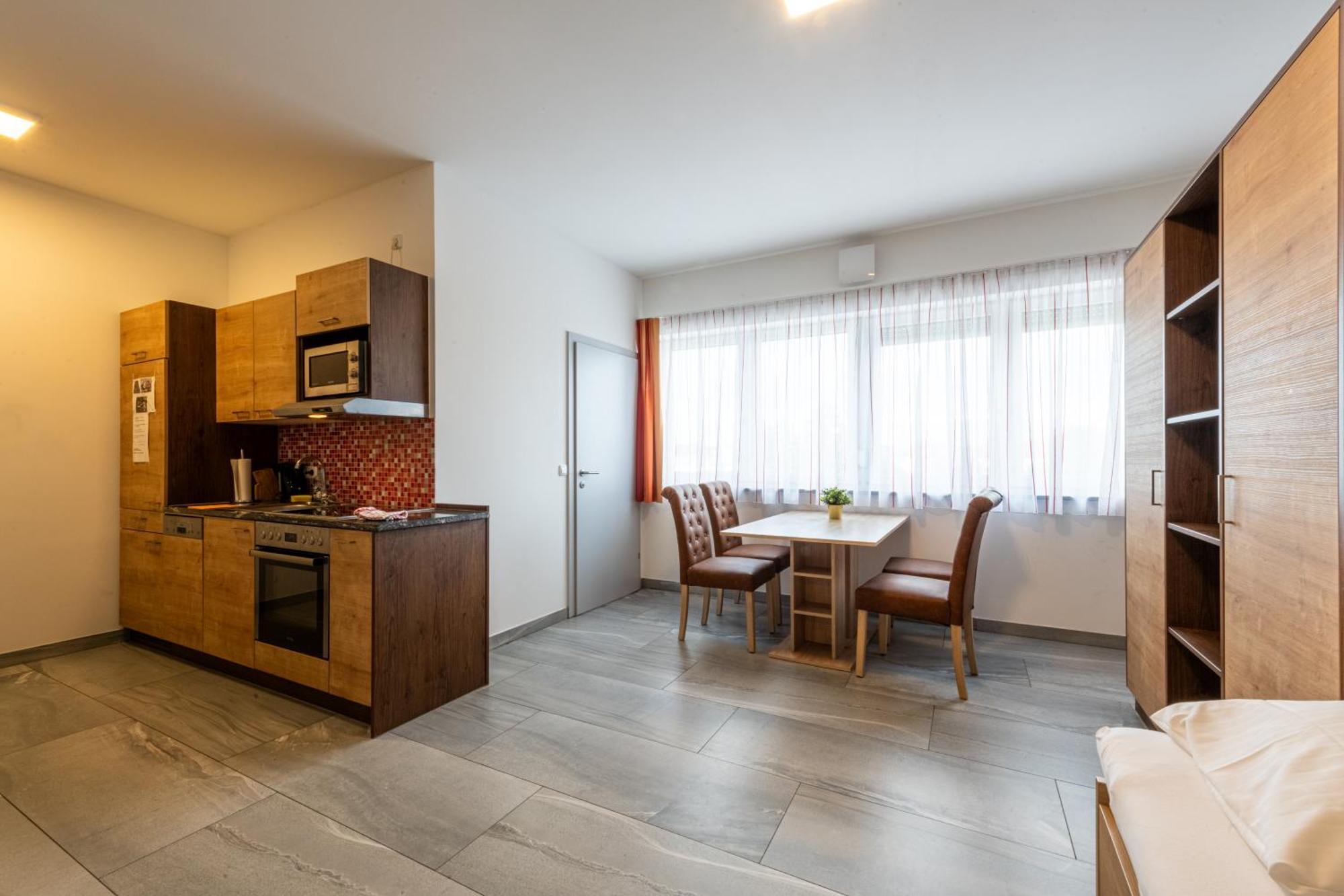 Wels Inn Hotel Buitenkant foto